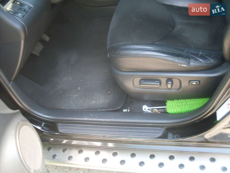 Внедорожник / Кроссовер Toyota RAV4 2010 в Николаеве