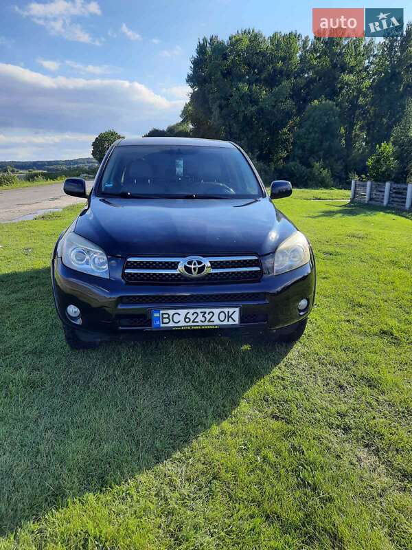 Позашляховик / Кросовер Toyota RAV4 2006 в Бродах
