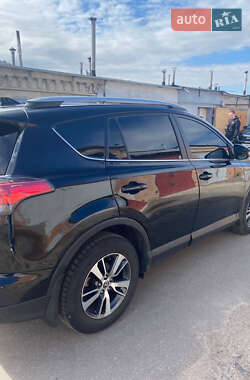 Позашляховик / Кросовер Toyota RAV4 2018 в Києві
