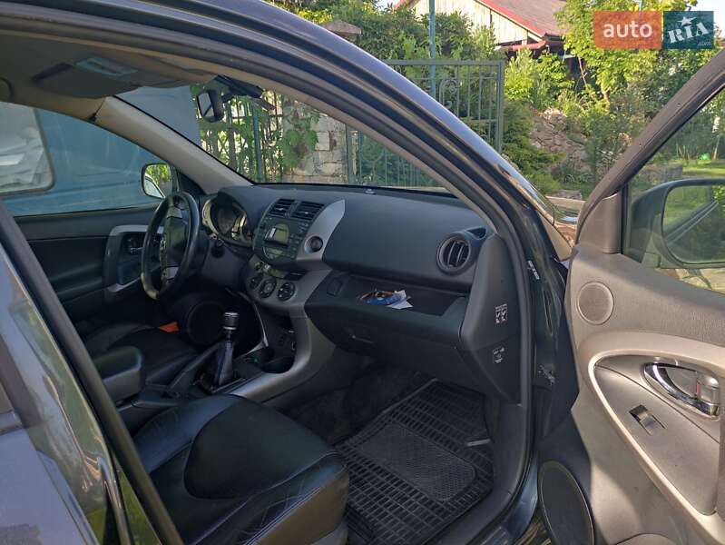 Позашляховик / Кросовер Toyota RAV4 2008 в Ужгороді фото 4 Позашляховик / Кросовер Toyota RAV4 2008 в Ужгороді