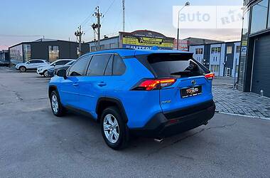 Позашляховик / Кросовер Toyota RAV4 2019 в Запоріжжі