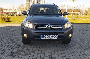 Позашляховик / Кросовер Toyota RAV4 2006 в Львові