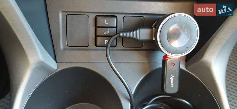 Позашляховик / Кросовер Toyota RAV4 2006 в Львові