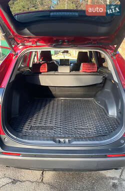 Позашляховик / Кросовер Toyota RAV4 2019 в Києві
