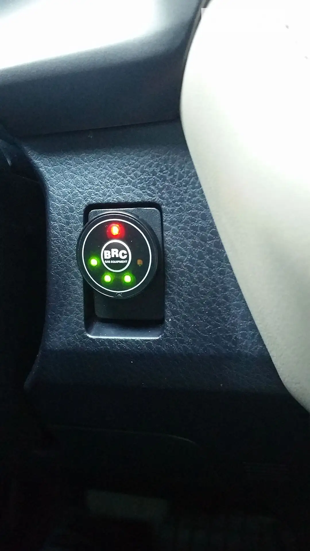 2014 Toyota RAV 4 - мініатюра 24