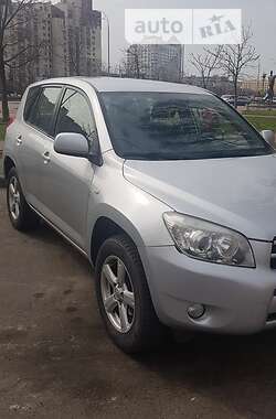 Внедорожник / Кроссовер Toyota RAV4 2008 в Киеве