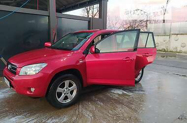 Внедорожник / Кроссовер Toyota RAV4 2006 в Ровно