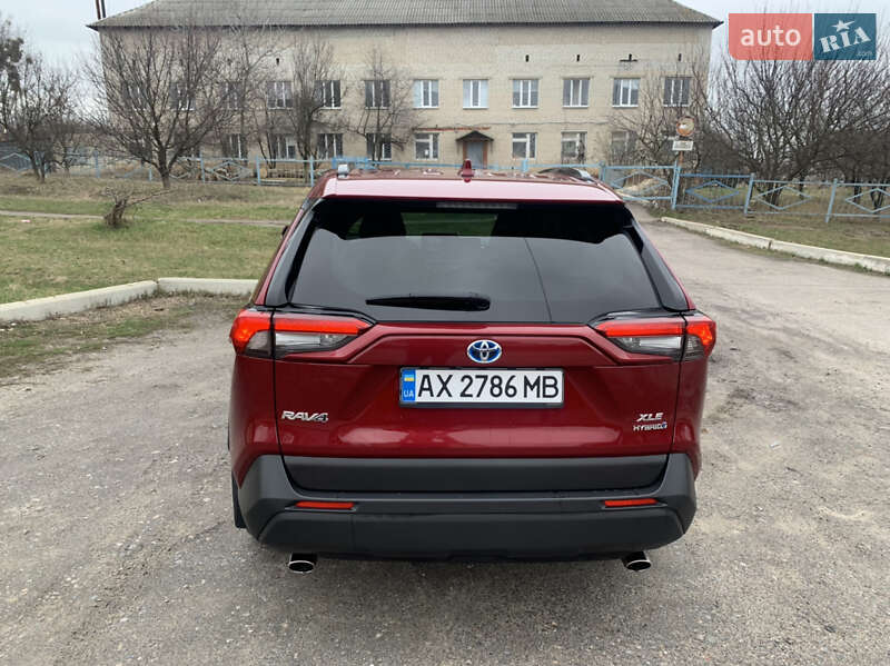 Внедорожник / Кроссовер Toyota RAV4 2019 в Новой Водолаге фото 6 Внедорожник / Кроссовер Toyota RAV4 2019 в Новой Водолаге