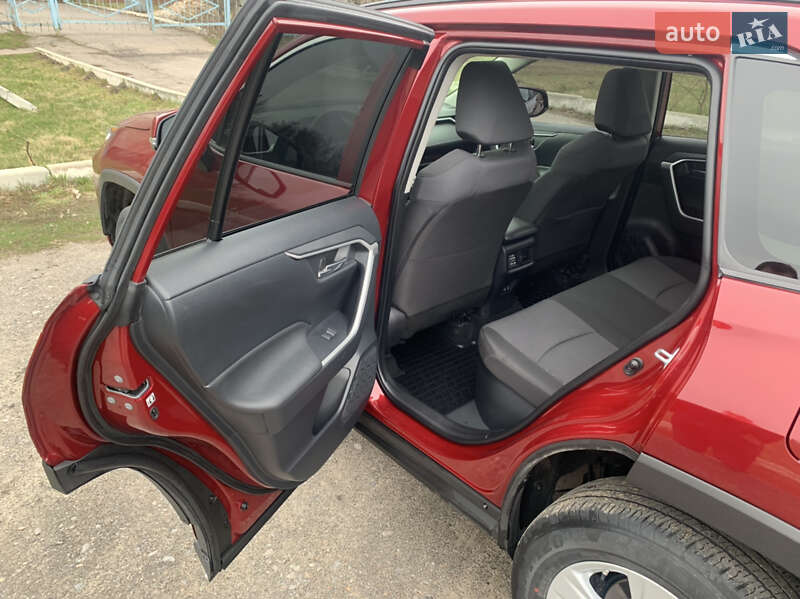 Внедорожник / Кроссовер Toyota RAV4 2019 в Новой Водолаге фото 14 Внедорожник / Кроссовер Toyota RAV4 2019 в Новой Водолаге