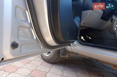 Позашляховик / Кросовер Toyota RAV4 2006 в Одесі