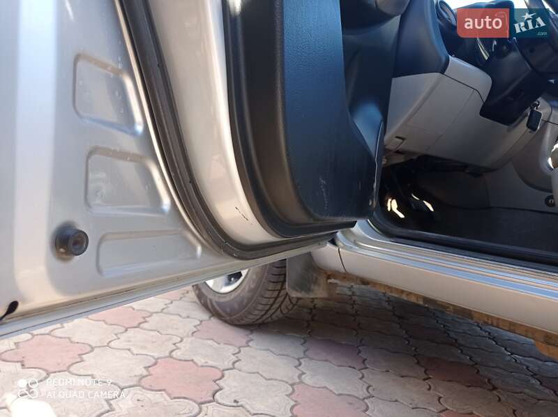 Внедорожник / Кроссовер Toyota RAV4 2006 в Одессе