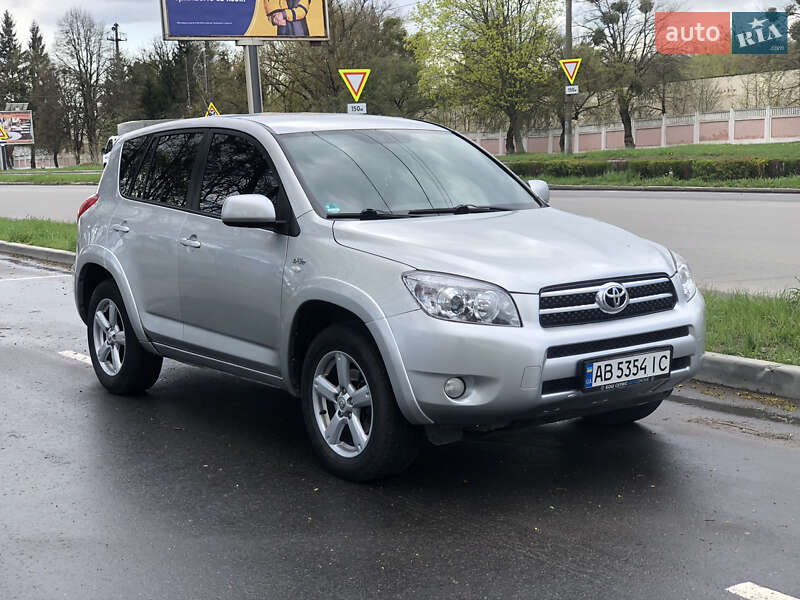Внедорожник / Кроссовер Toyota RAV4 2005 в Виннице фото 5 Внедорожник / Кроссовер Toyota RAV4 2005 в Виннице