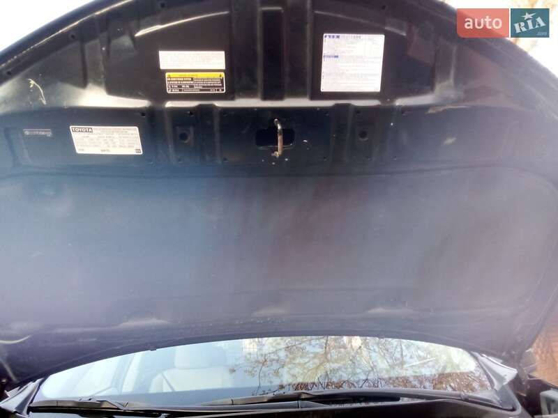 Позашляховик / Кросовер Toyota RAV4 2013 в Львові