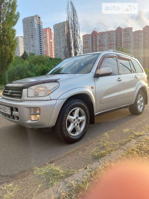 Toyota RAV4 2002