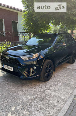 Внедорожник / Кроссовер Toyota RAV4 2021 в Кременчуге