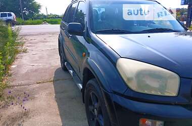 Внедорожник / Кроссовер Toyota RAV4 2002 в Ромнах