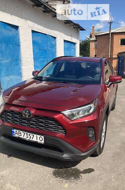 Внедорожник / Кроссовер Toyota RAV4 2019 в Виннице