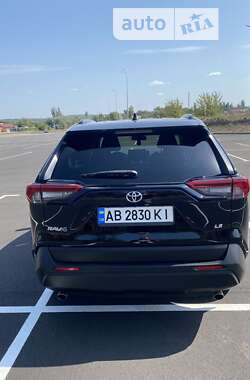 Внедорожник / Кроссовер Toyota RAV4 2019 в Виннице