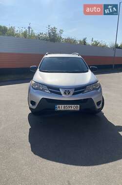 Внедорожник / Кроссовер Toyota RAV4 2013 в 