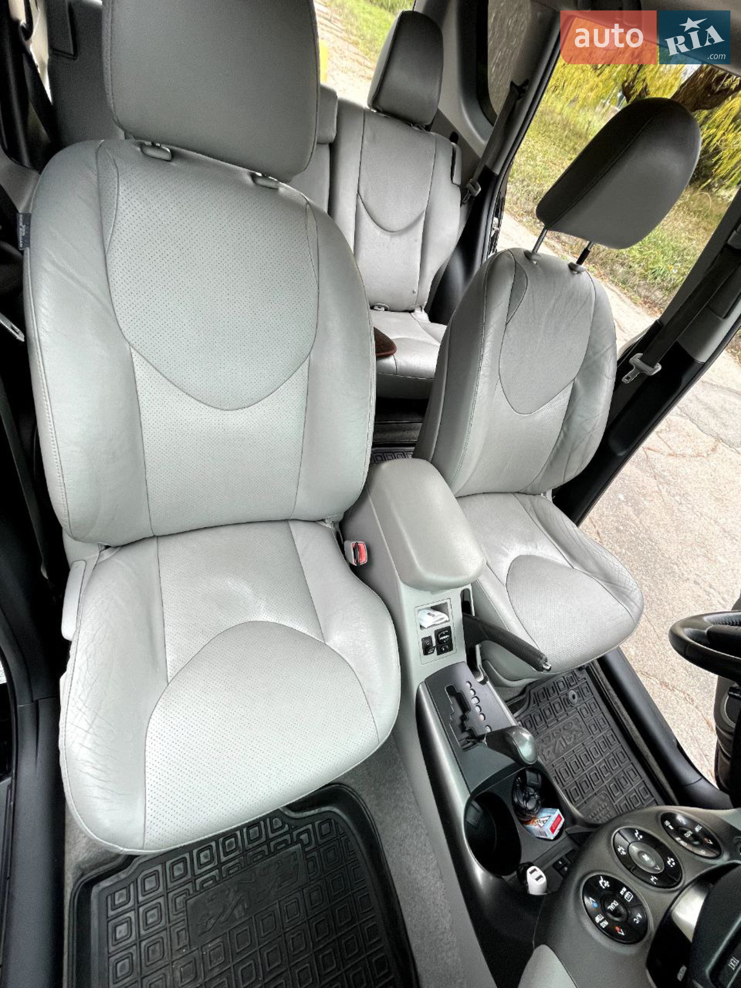 2012 Toyota RAV 4 - мініатюра 9