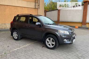 Toyota RAV4 2010