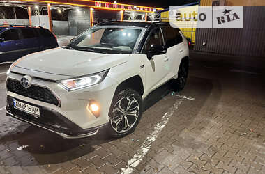 Toyota RAV4 2021