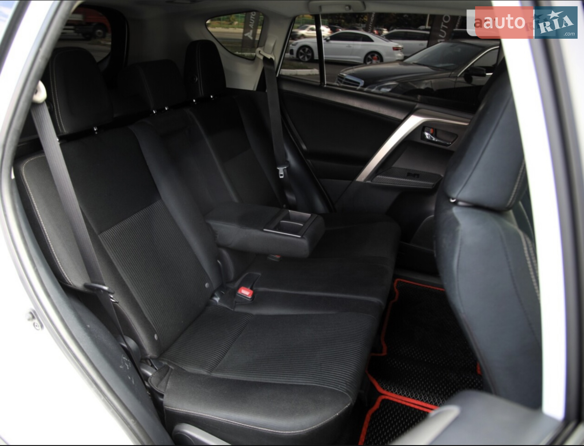 2015 Toyota RAV 4 - мініатюра 4