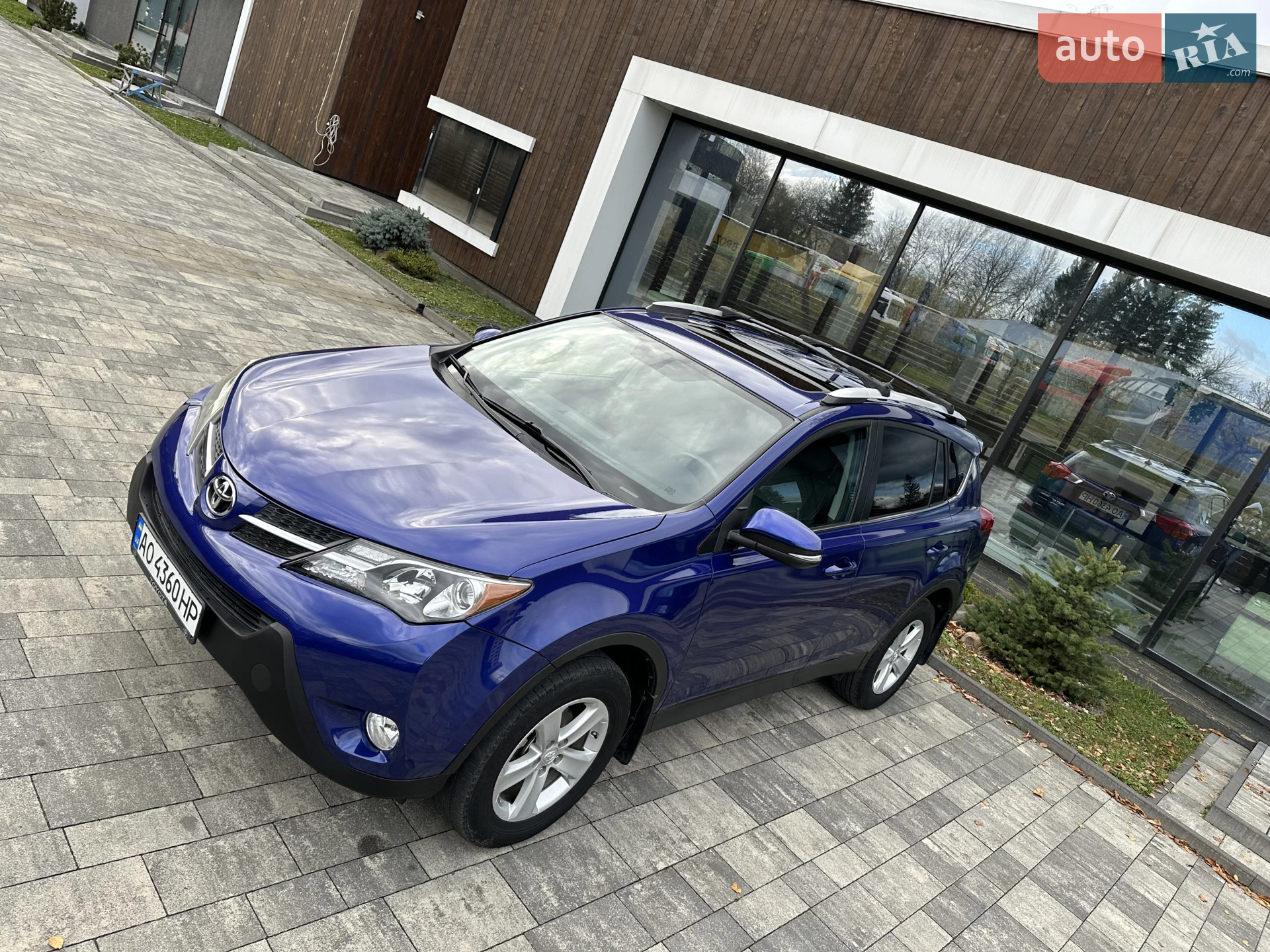 2014 Toyota RAV 4 - мініатюра 3