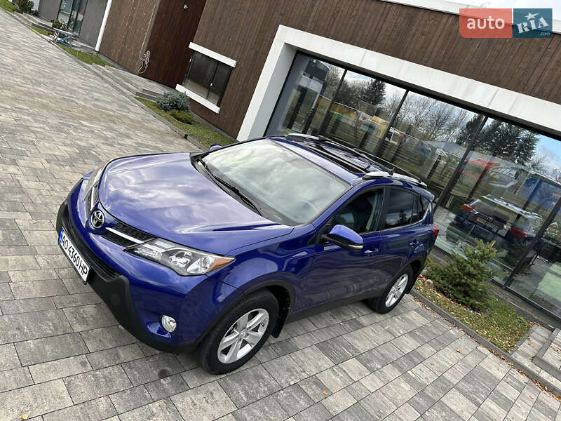 Позашляховик / Кросовер Toyota RAV4 2014 в Ужгороді