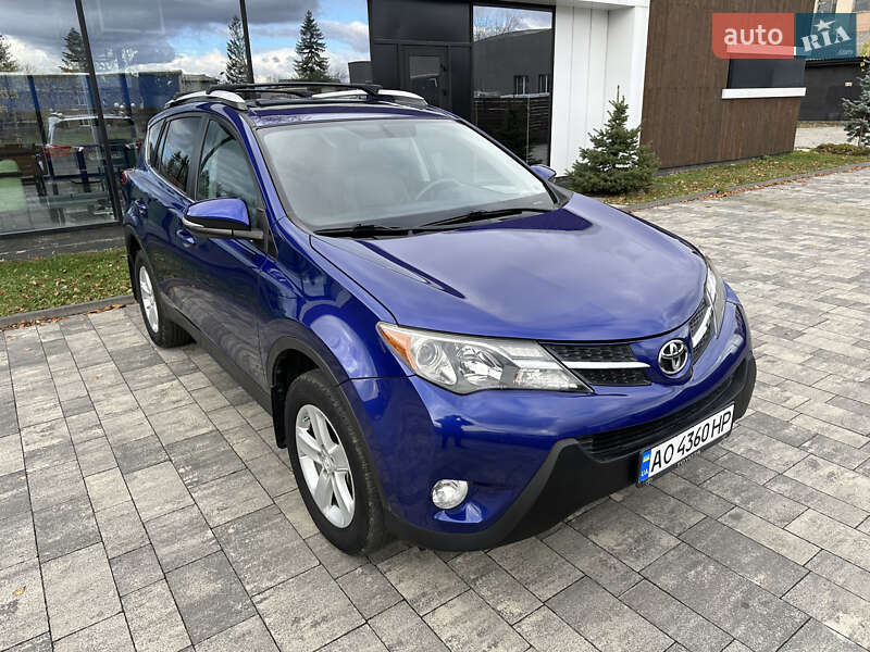 Позашляховик / Кросовер Toyota RAV4 2014 в Ужгороді