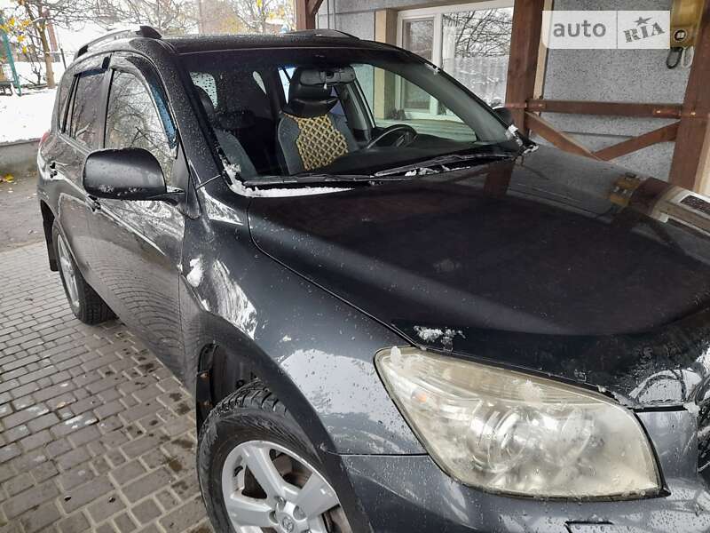 Внедорожник / Кроссовер Toyota RAV4 2008 в Здолбунове