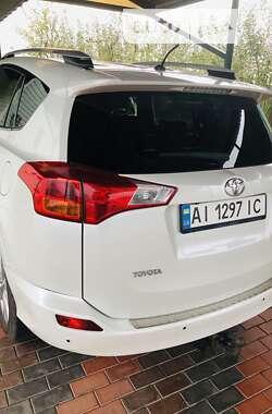 Позашляховик / Кросовер Toyota RAV4 2014 в Білій Церкві