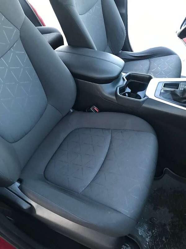 Внедорожник / Кроссовер Toyota RAV4 2019 в Хмельницком