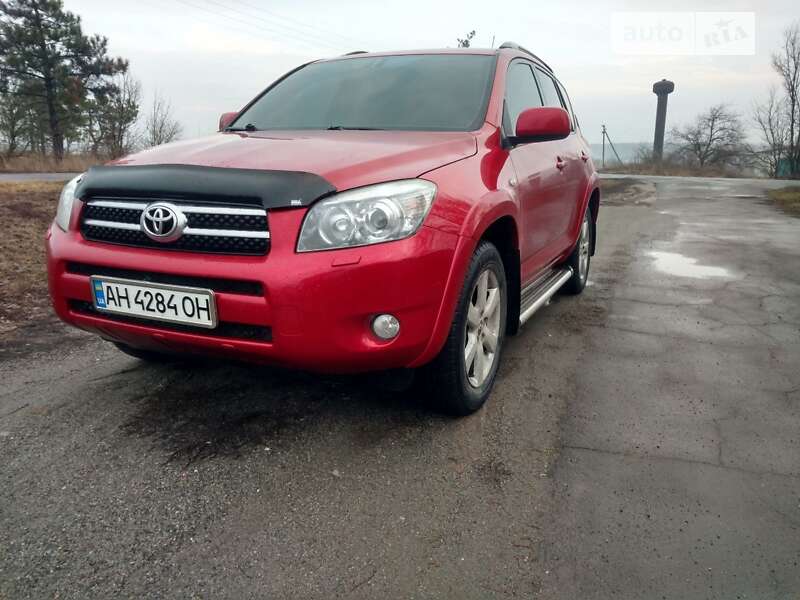 Toyota RAV4 (Тойота Рав4)