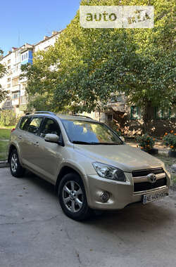 Toyota RAV4 2010