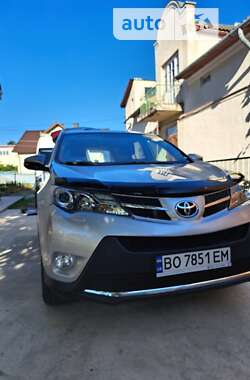 Внедорожник / Кроссовер Toyota RAV4 2014 в Чорткове