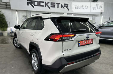 Позашляховик / Кросовер Toyota RAV4 2019 в Києві