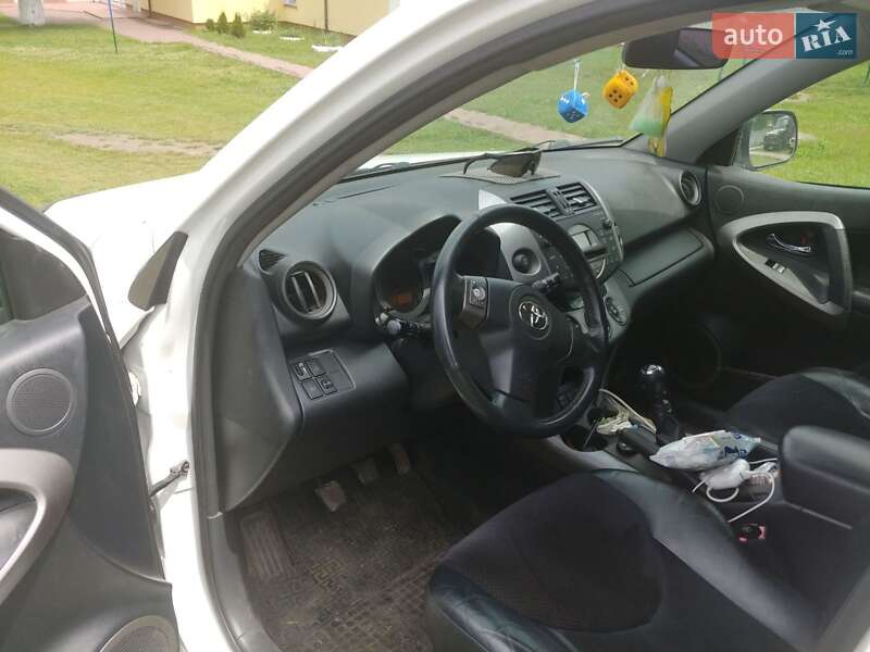 Позашляховик / Кросовер Toyota RAV4 2007 в Хмельницькому фото 4 Позашляховик / Кросовер Toyota RAV4 2007 в Хмельницькому