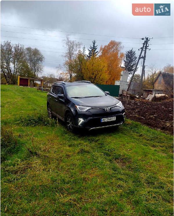 Toyota RAV4 2015