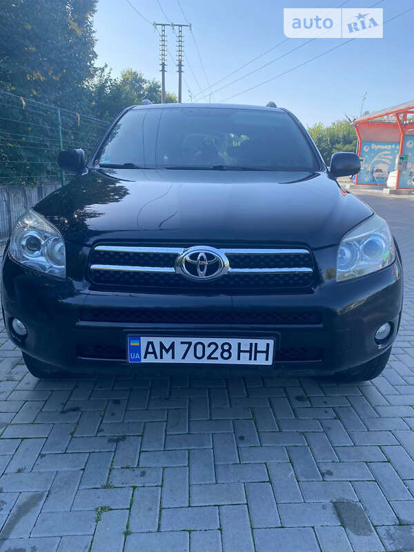 Позашляховик / Кросовер Toyota RAV4 2007 в Овручі