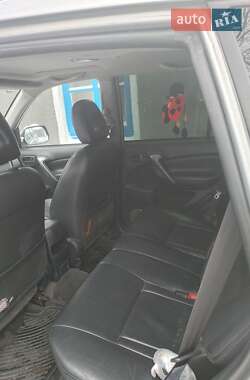 Внедорожник / Кроссовер Toyota RAV4 2004 в Звягеле