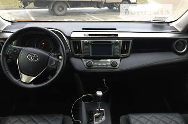 Позашляховик / Кросовер Toyota RAV4 2013 в Тернополі
