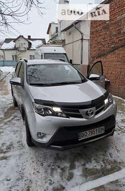 Позашляховик / Кросовер Toyota RAV4 2014 в Чорткові