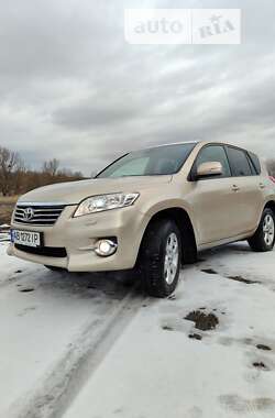 Внедорожник / Кроссовер Toyota RAV4 2010 в Виннице