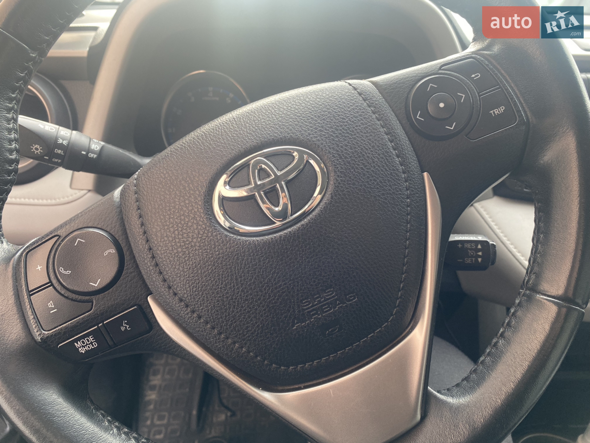 2016 Toyota RAV 4 - мініатюра 6