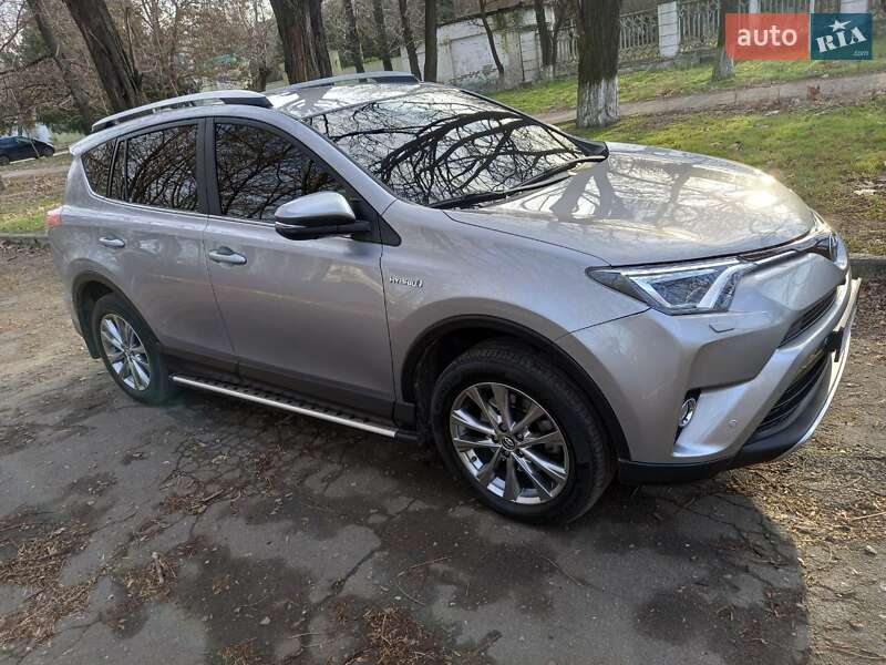 Внедорожник / Кроссовер Toyota RAV4 2017 в Херсоне фото 2 Внедорожник / Кроссовер Toyota RAV4 2017 в Херсоне
