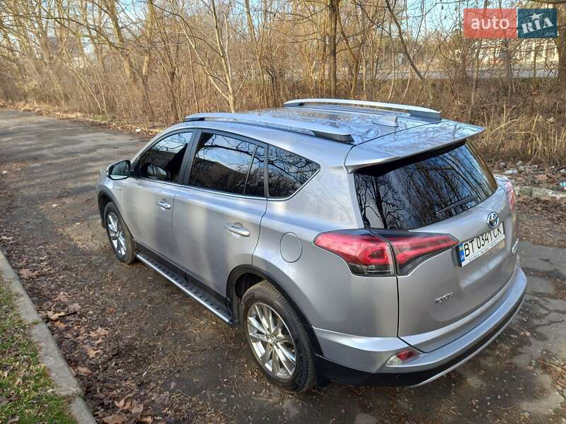 Внедорожник / Кроссовер Toyota RAV4 2017 в Херсоне фото 3 Внедорожник / Кроссовер Toyota RAV4 2017 в Херсоне