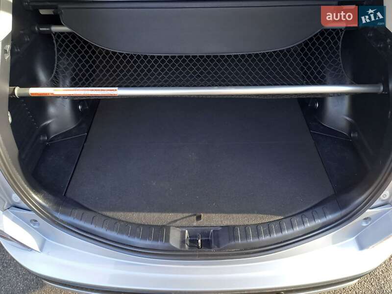 Внедорожник / Кроссовер Toyota RAV4 2017 в Херсоне фото 7 Внедорожник / Кроссовер Toyota RAV4 2017 в Херсоне