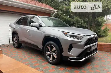 Toyota RAV4 2021