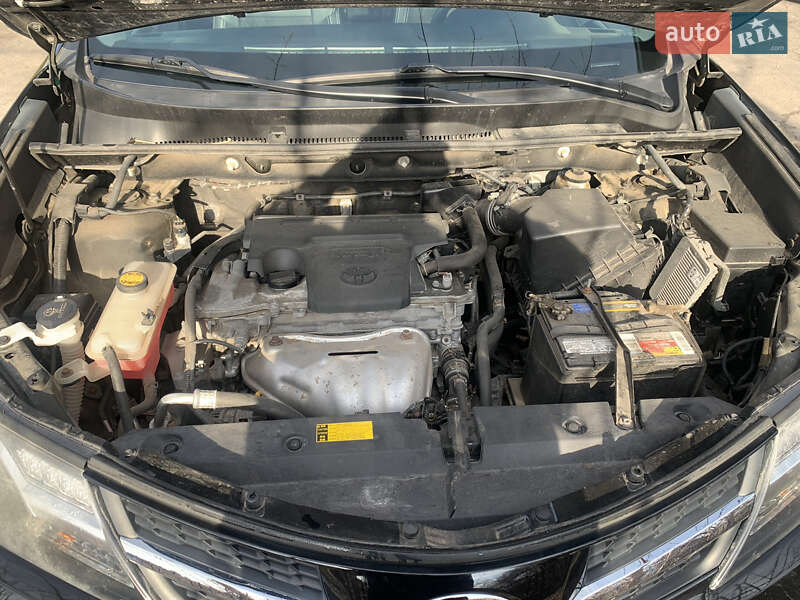 Внедорожник / Кроссовер Toyota RAV4 2013 в Жовкве